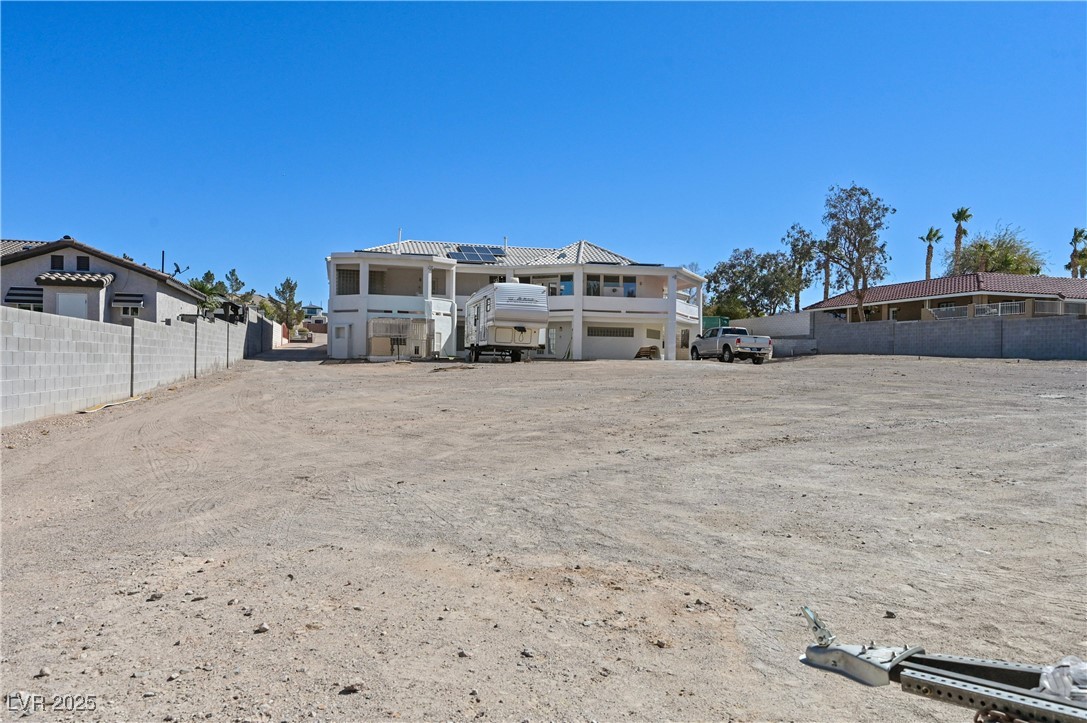 736 Kiel Street Henderson, NV 89015 - Photo 4 of 38 Large lot