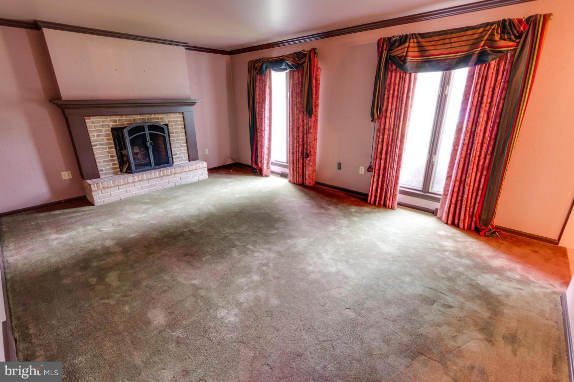 1333 Valley Road Lancaster, PA 17603 - Photo 11 of 70 Gallery Image 11