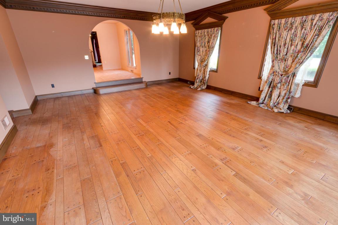 1333 Valley Road Lancaster, PA 17603 - Photo 14 of 70 Gallery Image 14