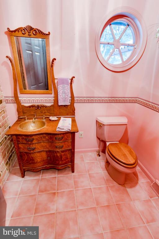 1333 Valley Road Lancaster, PA 17603 - Photo 31 of 70 Gallery Image 31