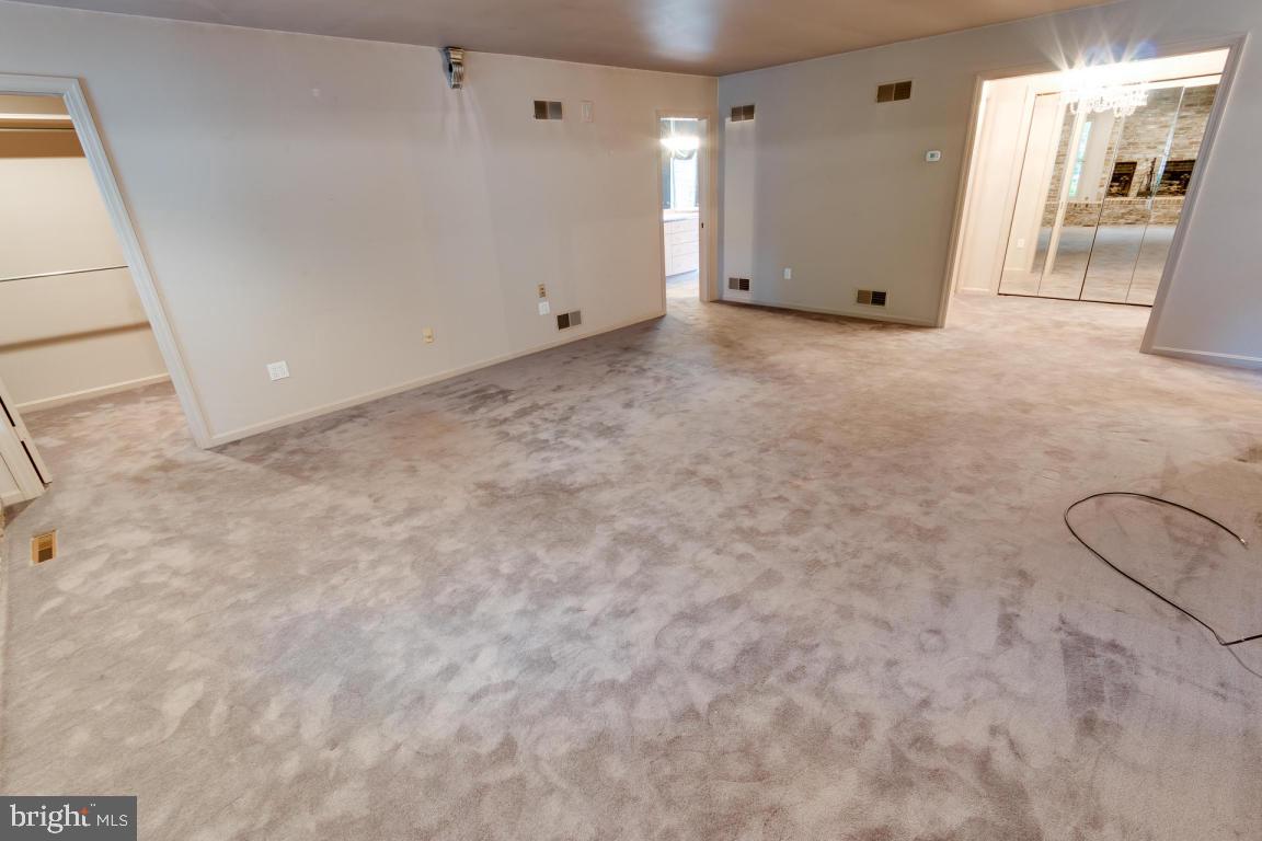 1333 Valley Road Lancaster, PA 17603 - Photo 35 of 70 Gallery Image 35