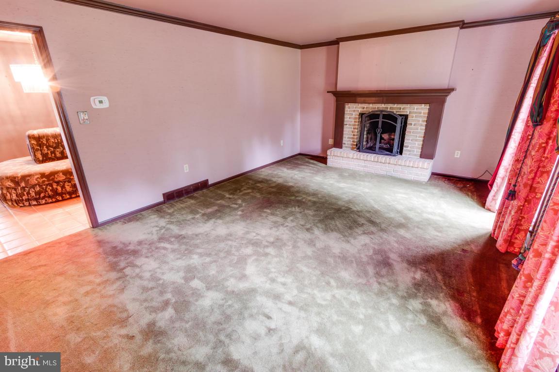 1333 Valley Road Lancaster, PA 17603 - Photo 10 of 70 Gallery Image 10