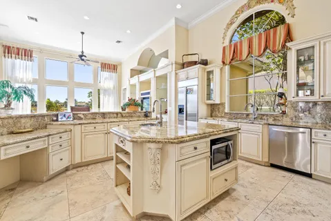 $2,350,000 | 7546 Hawks Landing Drive, West Palm Beach, FL 33412