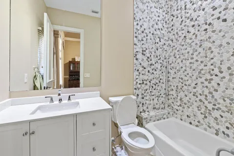 $2,350,000 | 7546 Hawks Landing Drive, West Palm Beach, FL 33412