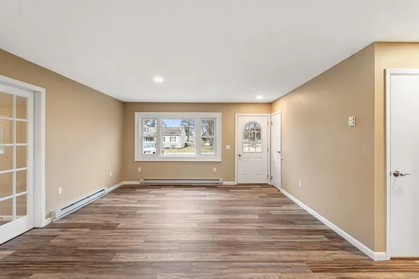 $199,900 | 98 Norris Drive, Waterloo, NY 13165