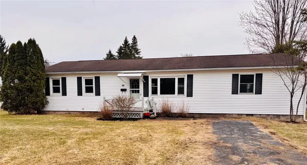 $214,900 | 98 Norris Drive, Waterloo, NY 13165