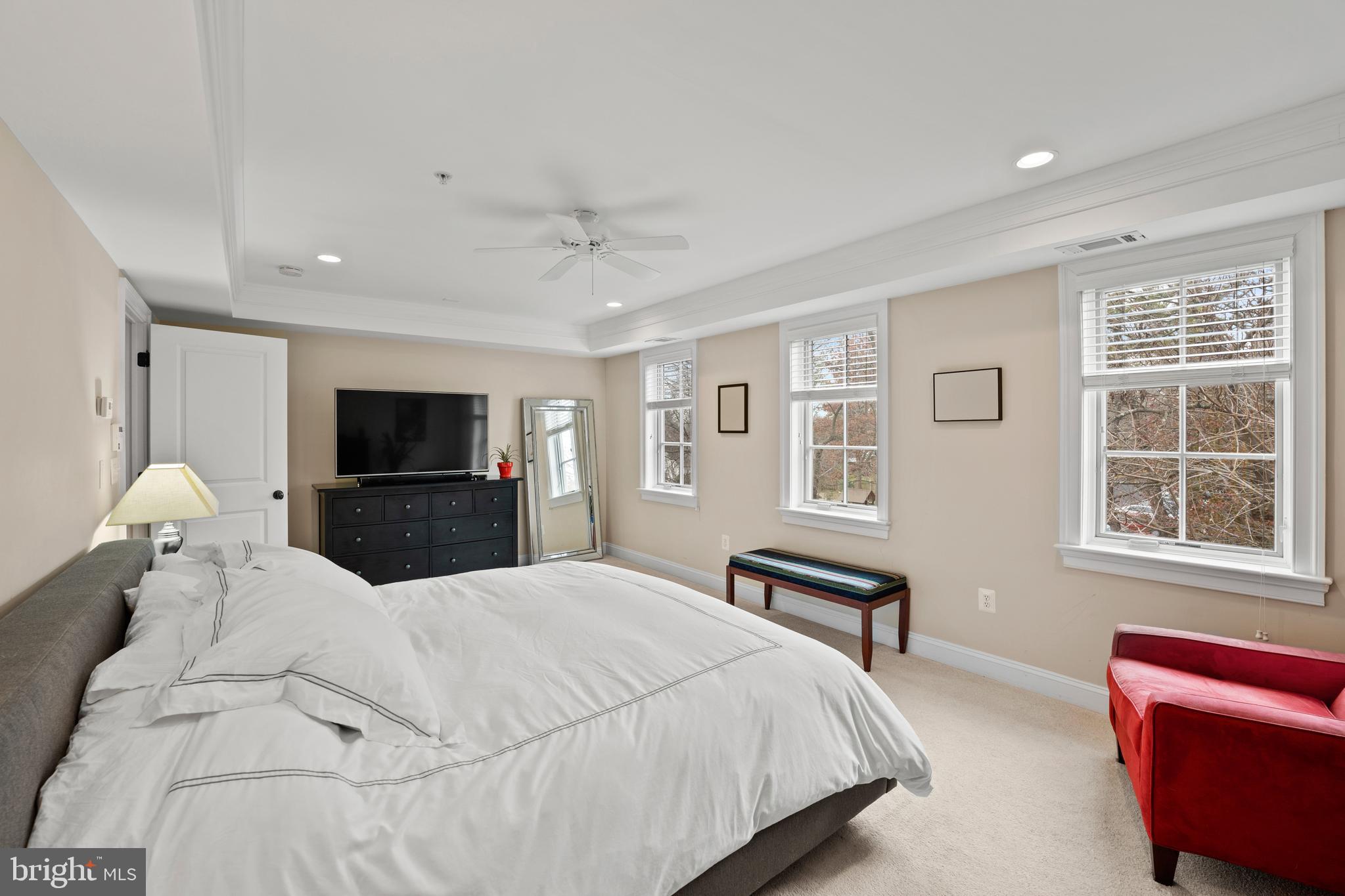 8914 Courts Way Silver Spring, MD 20910 - Photo 21 of 48 Owners Suite