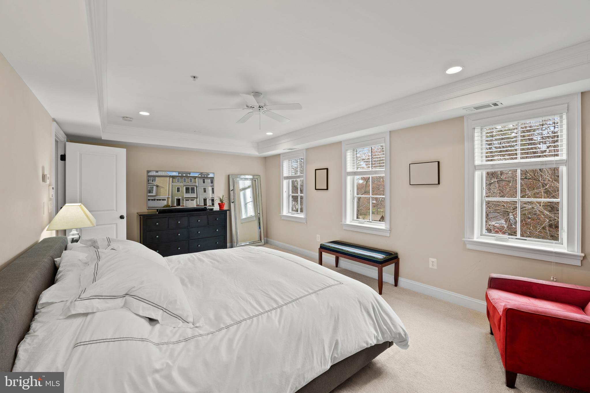 8914 Courts Way Silver Spring, MD 20910 - Photo 22 of 48 Owners Suite