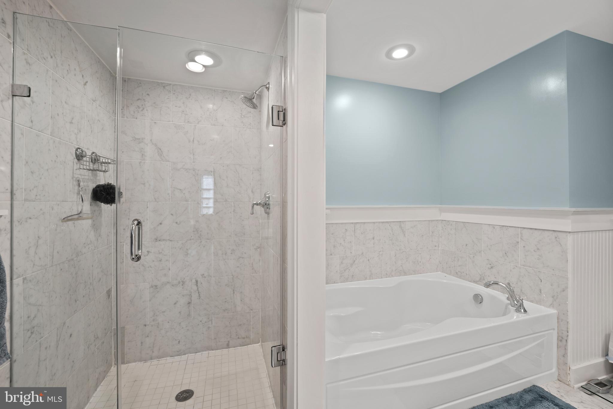 8914 Courts Way Silver Spring, MD 20910 - Photo 23 of 48 Owners Suite Bathroom