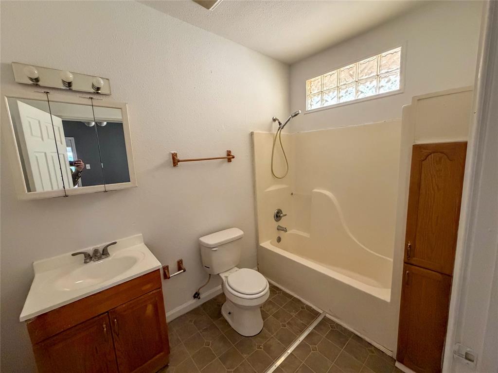 114 East Hull Street Denison, TX 75021 - Photo 14 of 19