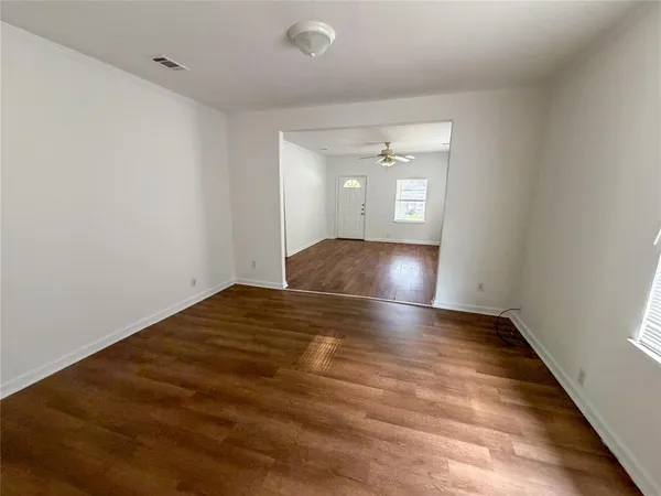 $1,500 | 114 East Hull Street, Denison, TX 75021