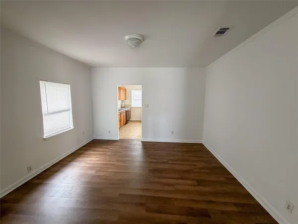 $1,500 | 114 East Hull Street, Denison, TX 75021