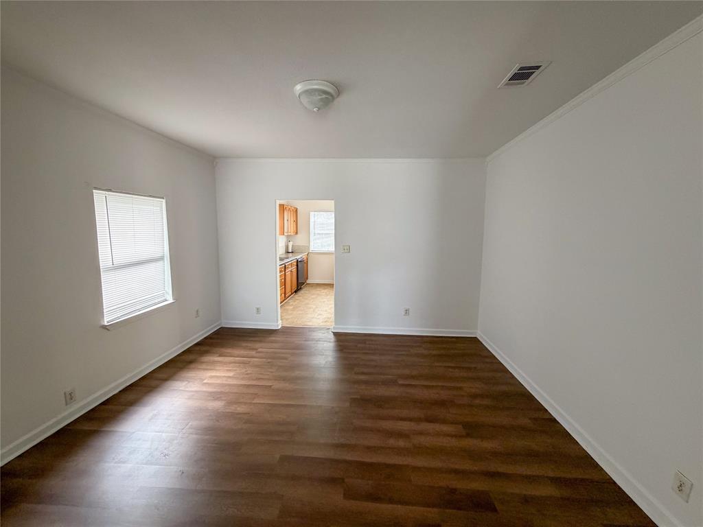 114 East Hull Street Denison, TX 75021 - Photo 6 of 19