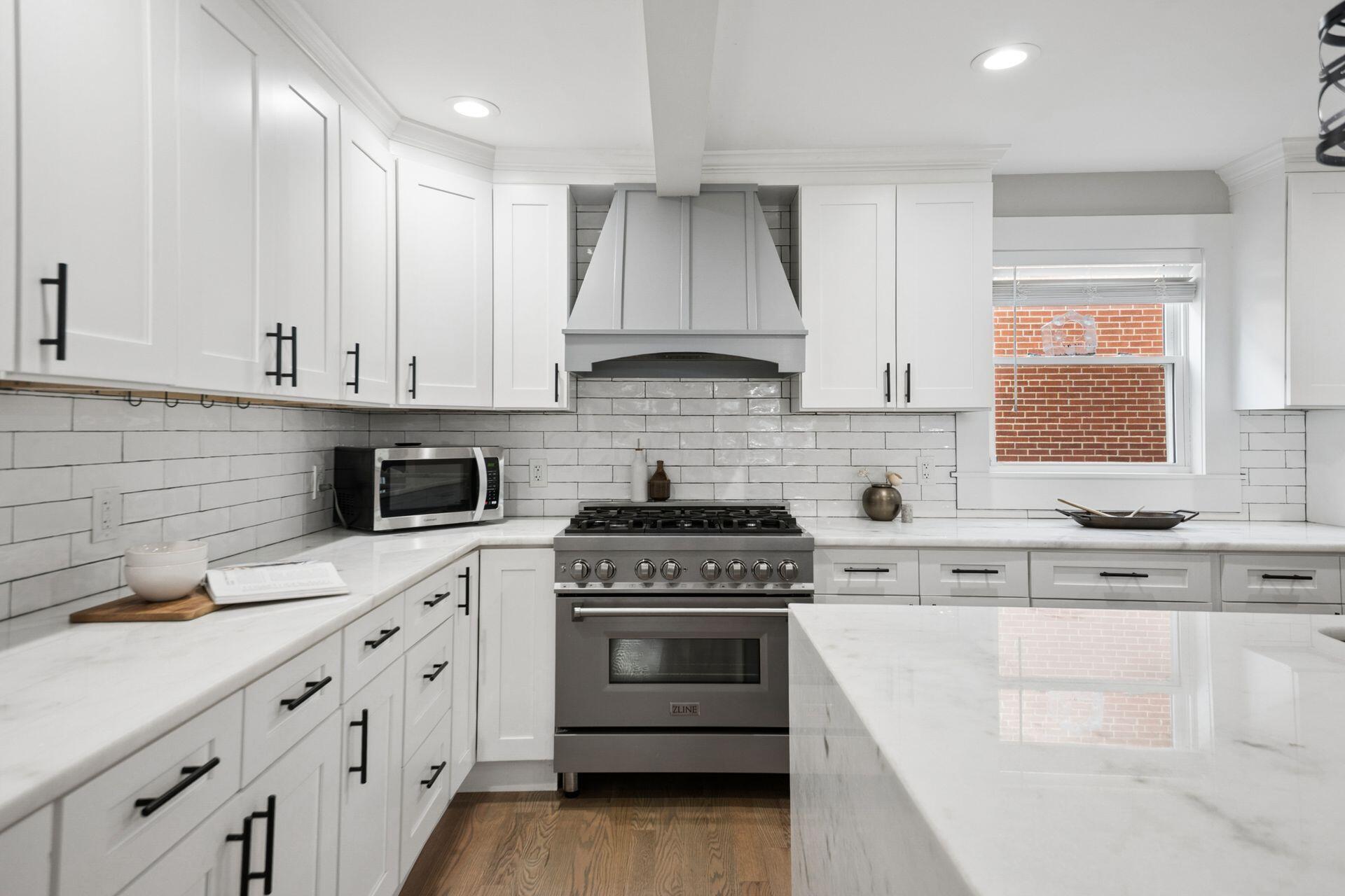 829 Thomas Road Columbus, OH 43212 - Photo 13 of 52 Kitchen