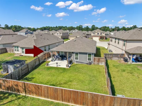 $2,300 | 614 Coyote Canyon, Magnolia, TX 77354