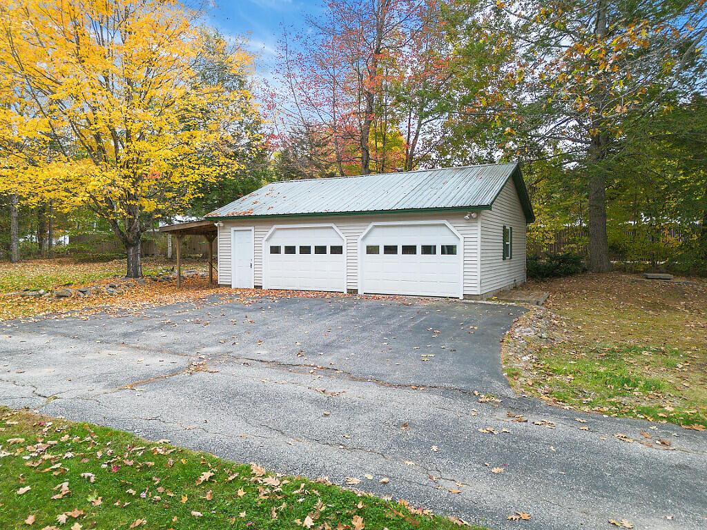 1278 Naples Road Harrison, ME 04040 - Photo 62 of 84 Garage