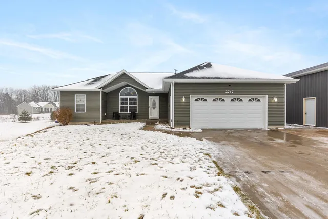 $420,000 | 2747 Applewine Road, Middleville, MI 49333