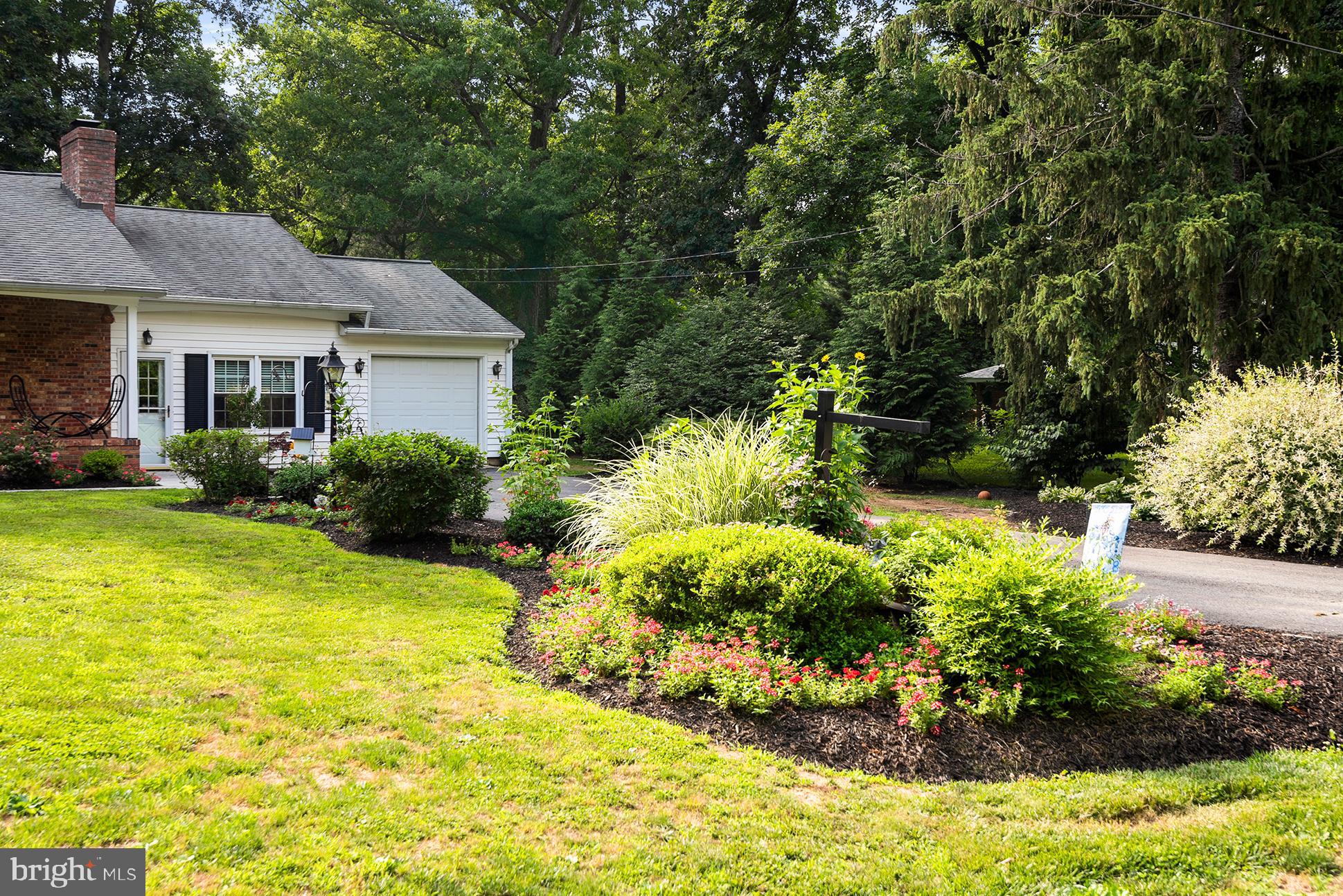8610 Camp Road Chestertown, MD 21620 - Photo 5 of 38 NICELY LANDSCAPED