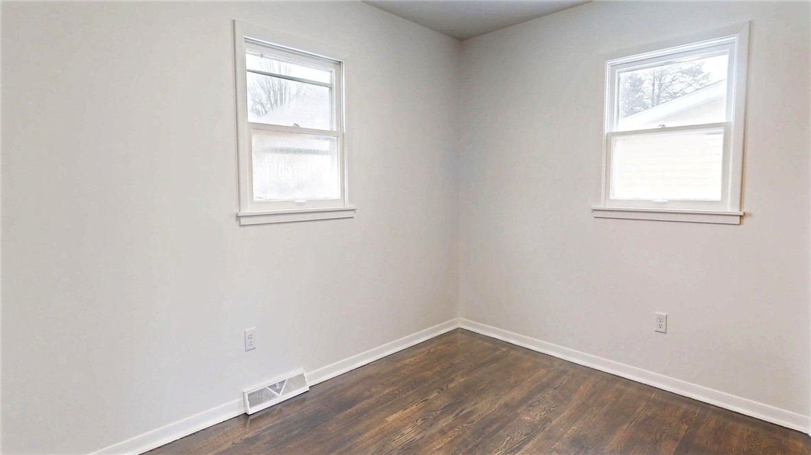 2451 West Olive Street Decatur, IL 62526 - Photo 9 of 21 Gallery Image 9