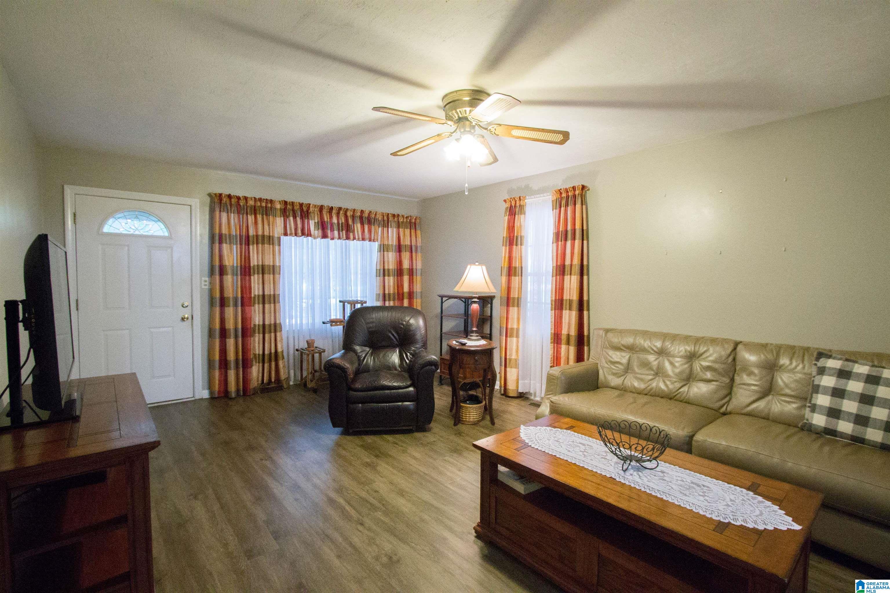 258 Pineywood Road Gardendale, AL 35071 - Photo 10 of 34