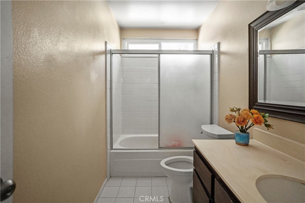 3955 Lecont Court Simi Valley, CA 93063 - Photo 23 of 53