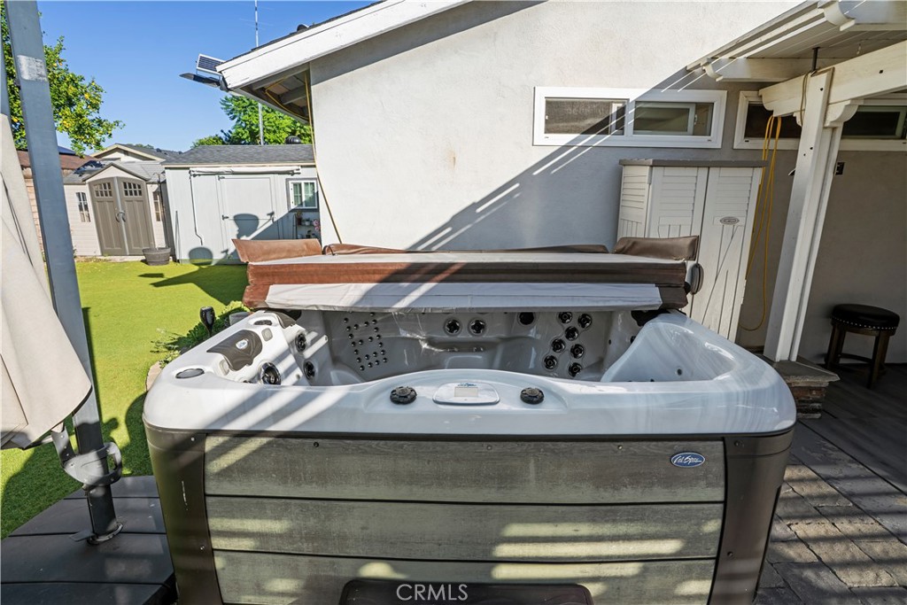 3955 Lecont Court Simi Valley, CA 93063 - Photo 33 of 53 Spa