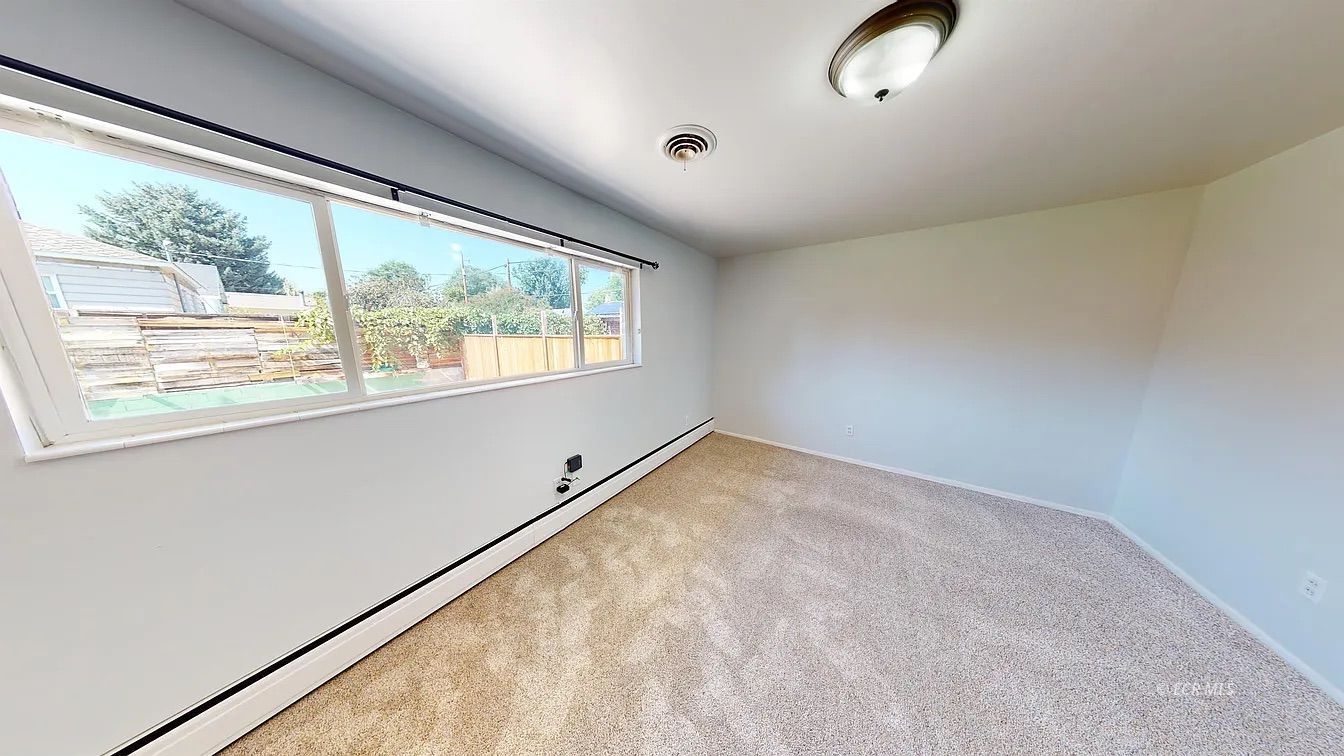 931 1st Street Elko, NV 89801 - Photo 25 of 39