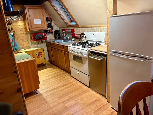 $195,000 | 11 Red Sleigh Road, Unit 11, Campton, NH 03223