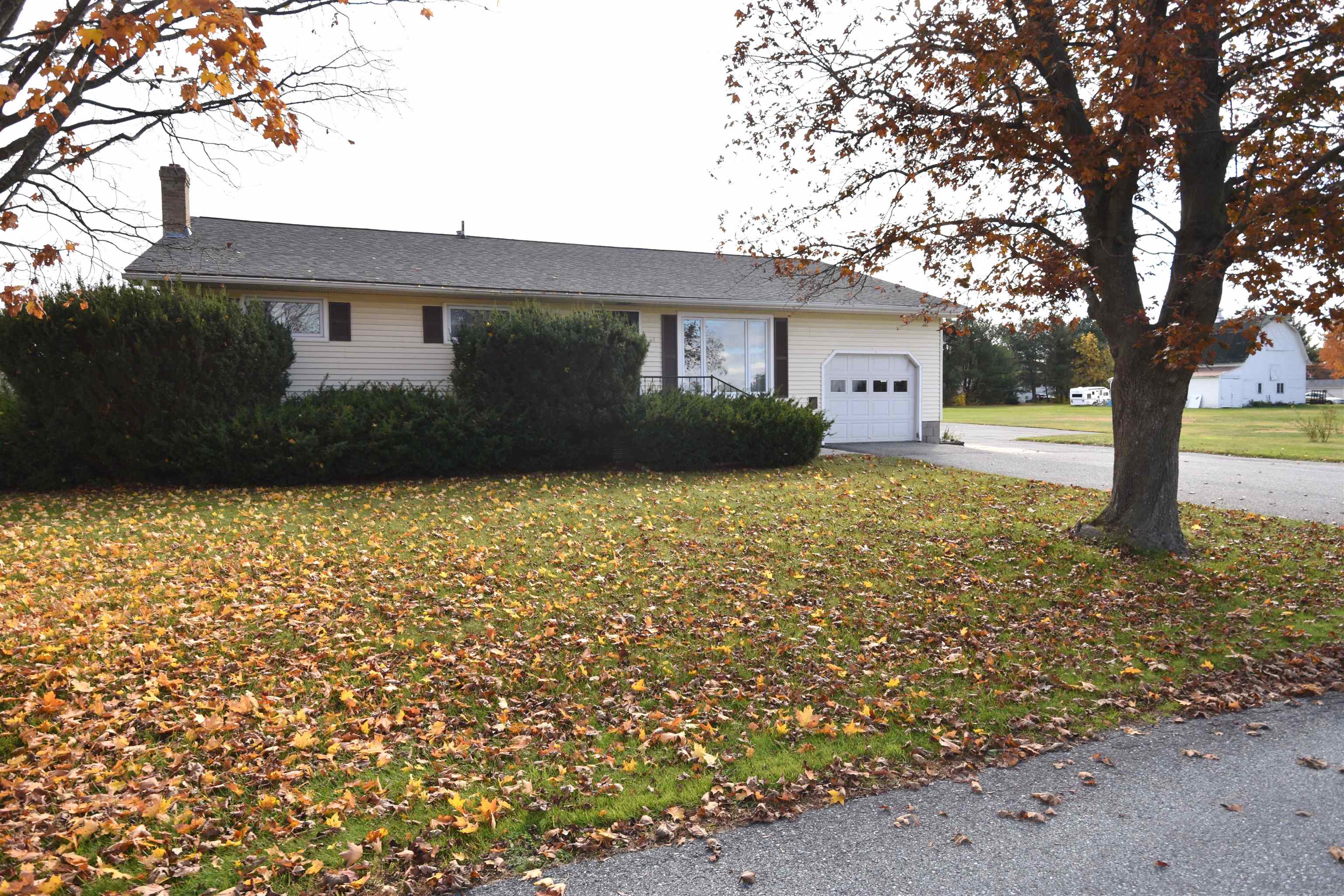 92 Middle Road Colchester, VT 05446 - Photo 1 of 33 Gallery Image 1