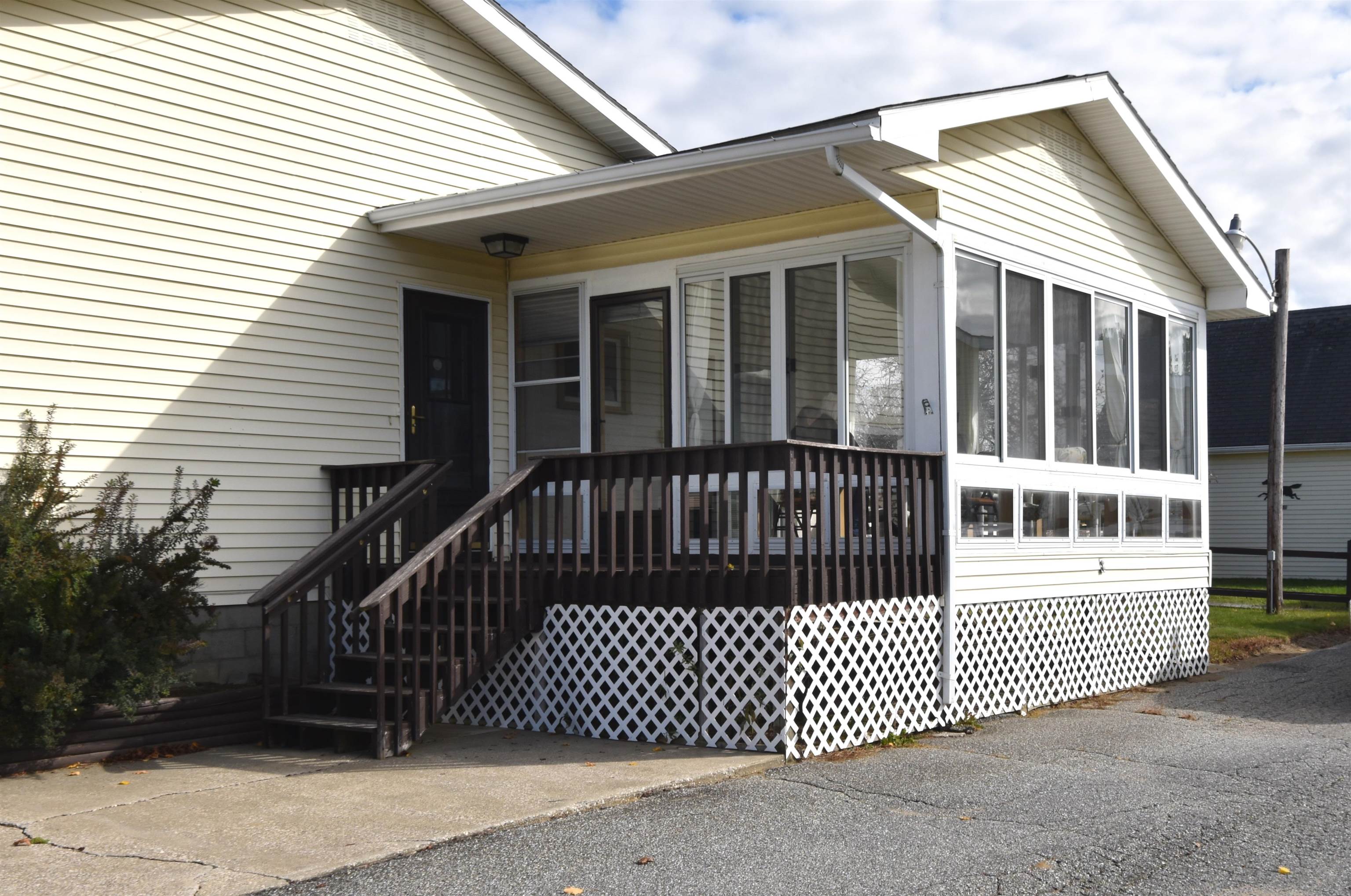 92 Middle Road Colchester, VT 05446 - Photo 3 of 33 Gallery Image 3