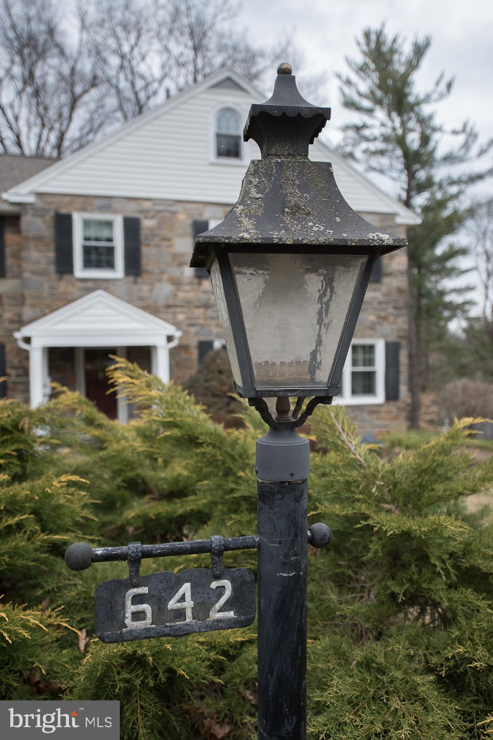 642 Revere Road Merion Station, PA 19066 - Photo 3 of 38