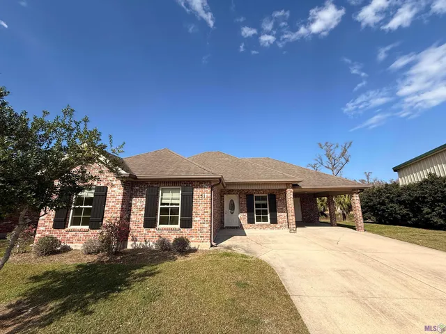 $1,600 | 131 Amber Beth Court, Houma, LA 70364