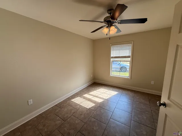 $1,600 | 131 Amber Beth Court, Houma, LA 70364