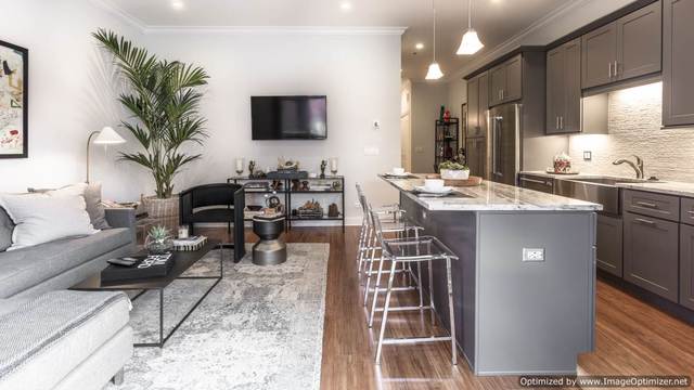 33 South Aberdeen Street, Unit 402 Chicago, IL 60607 - Photo 5 of 15