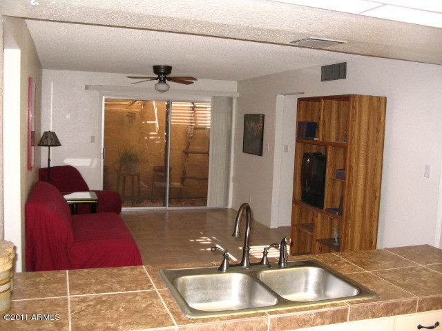 4902 East Yuma Street Phoenix, AZ 85044 - Photo 9 of 13 Family Room 2