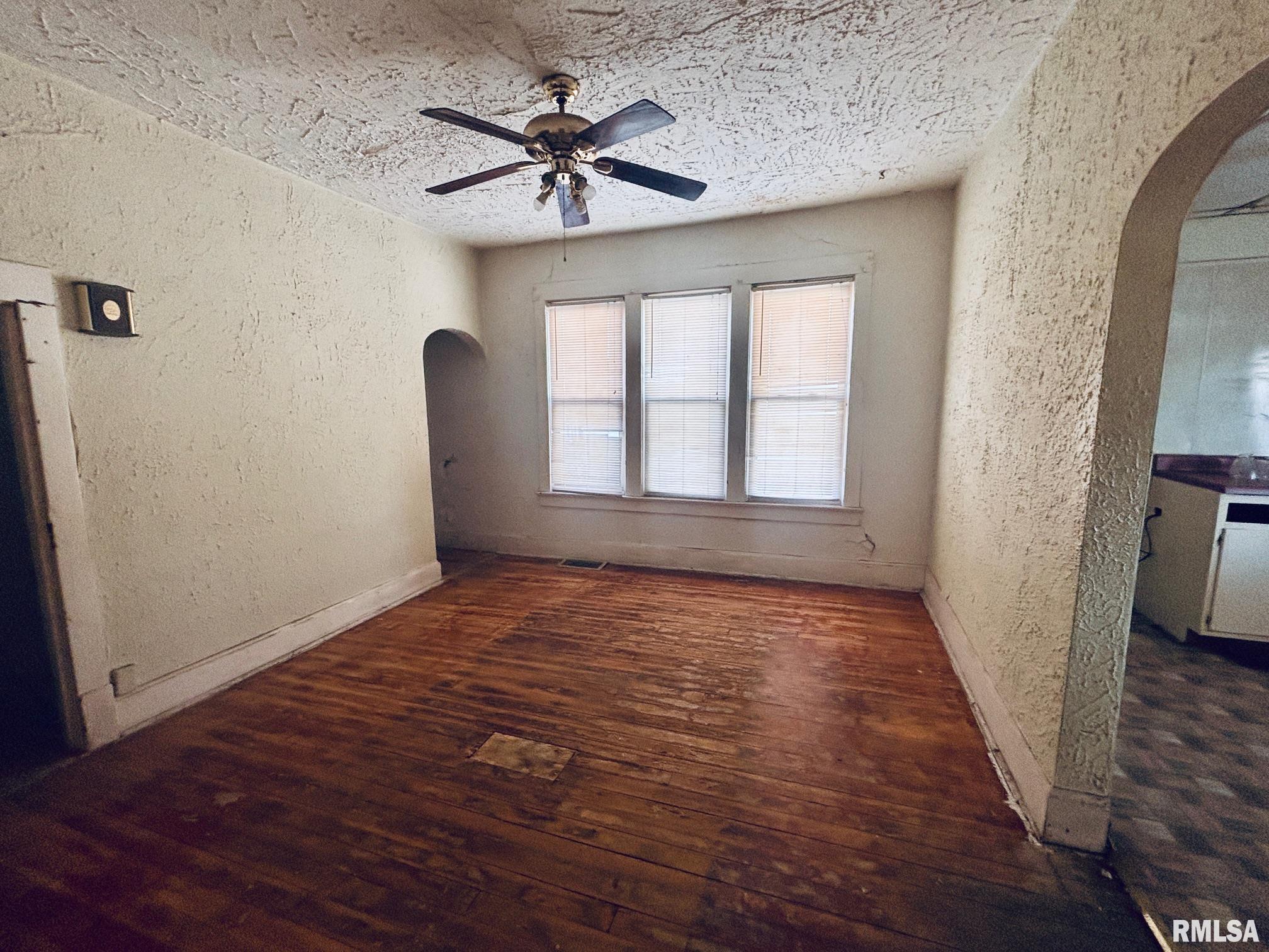 2346 North 15th Street Springfield, IL 62702 - Photo 6 of 7