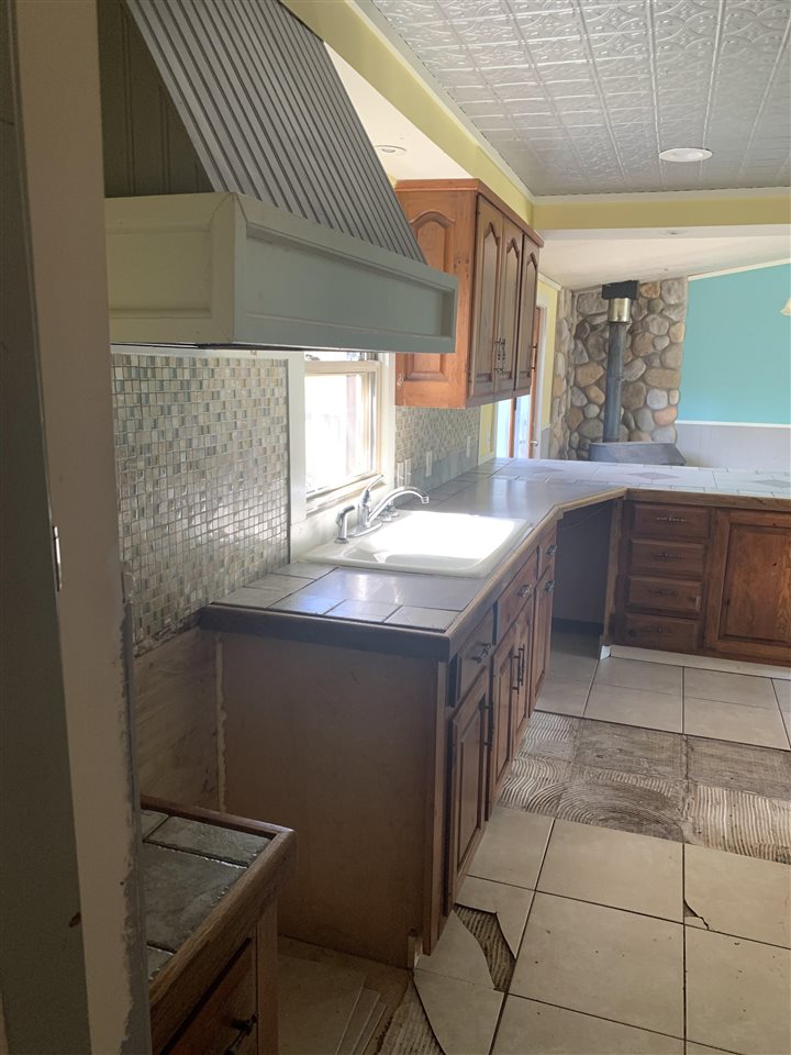 1416 North Lamb Road Interlochen, MI 49643 - Photo 23 of 76 1891328-22.JPG