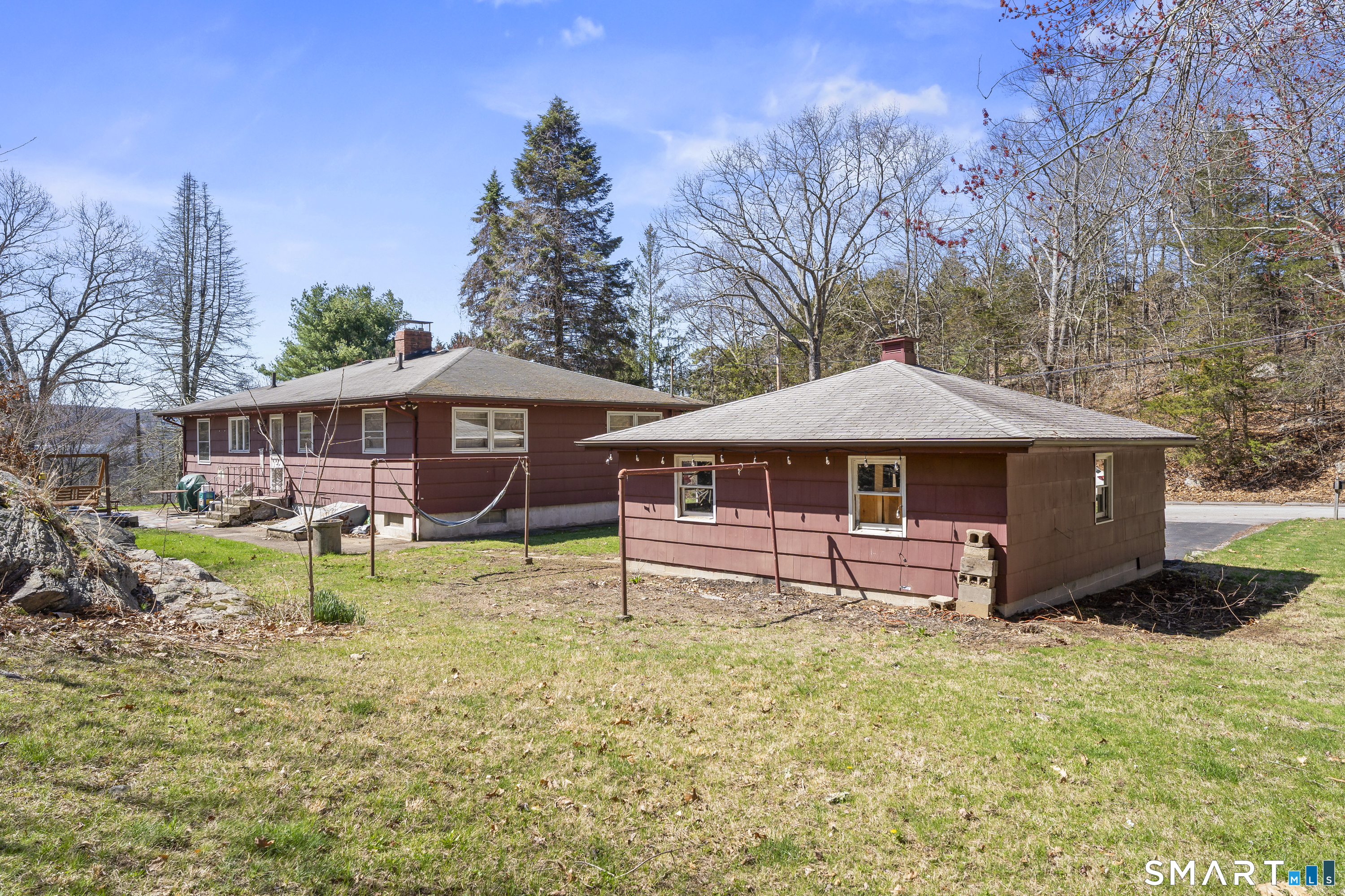 76 Lucas Park Road Norwich, CT 06360 - Photo 5 of 39 a front view of a house with garden