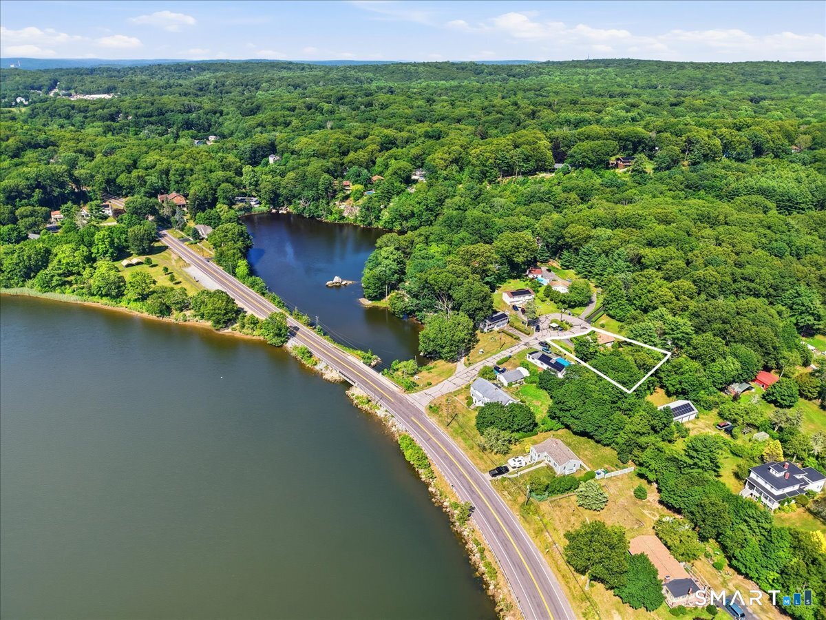 8 Mill Cove Road Ledyard, CT 06335 - Photo 10 of 31