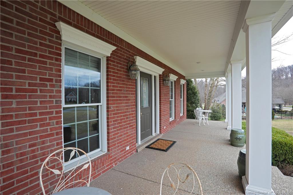6004 English Court Floyds Knobs, IN 47119 - Photo 5 of 77