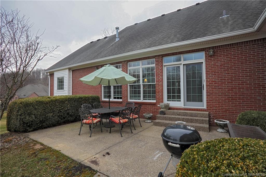 6004 English Court Floyds Knobs, IN 47119 - Photo 55 of 77