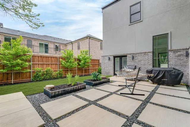 a house view with garden space