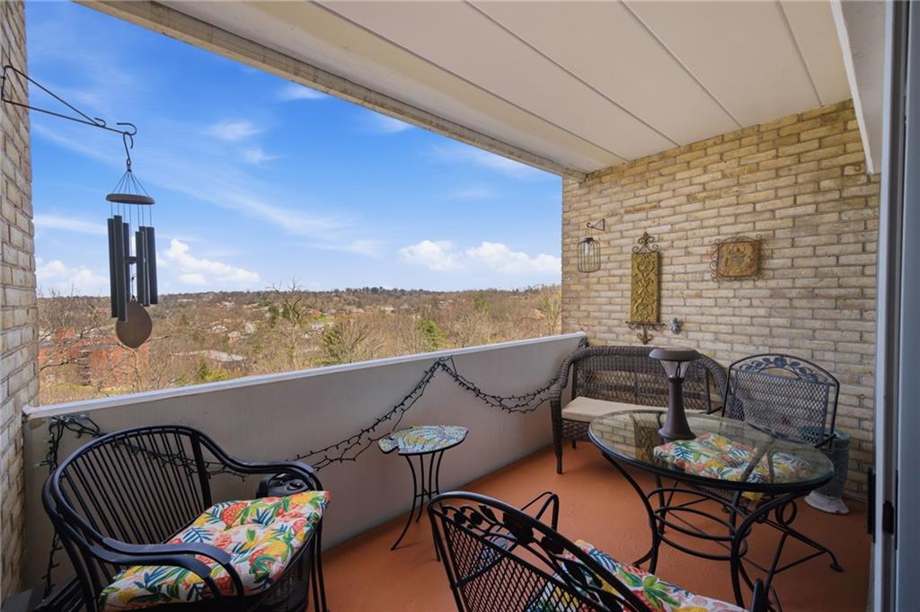 53 Highland Road, Unit 401 Bethel Park, PA 15102 - Photo 26 of 36