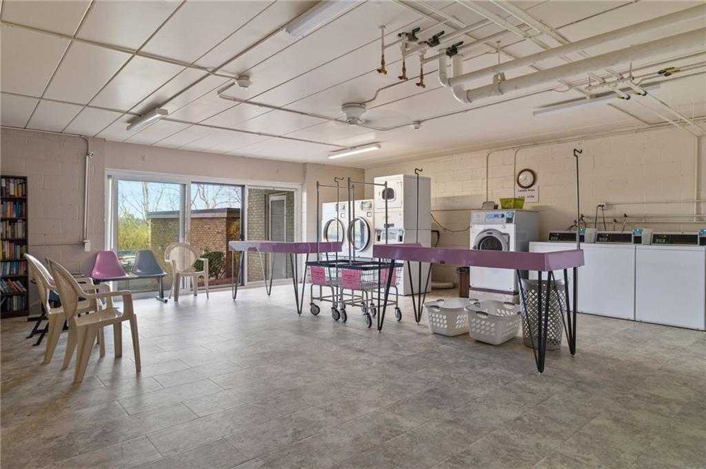 53 Highland Road, Unit 401 Bethel Park, PA 15102 - Photo 28 of 36