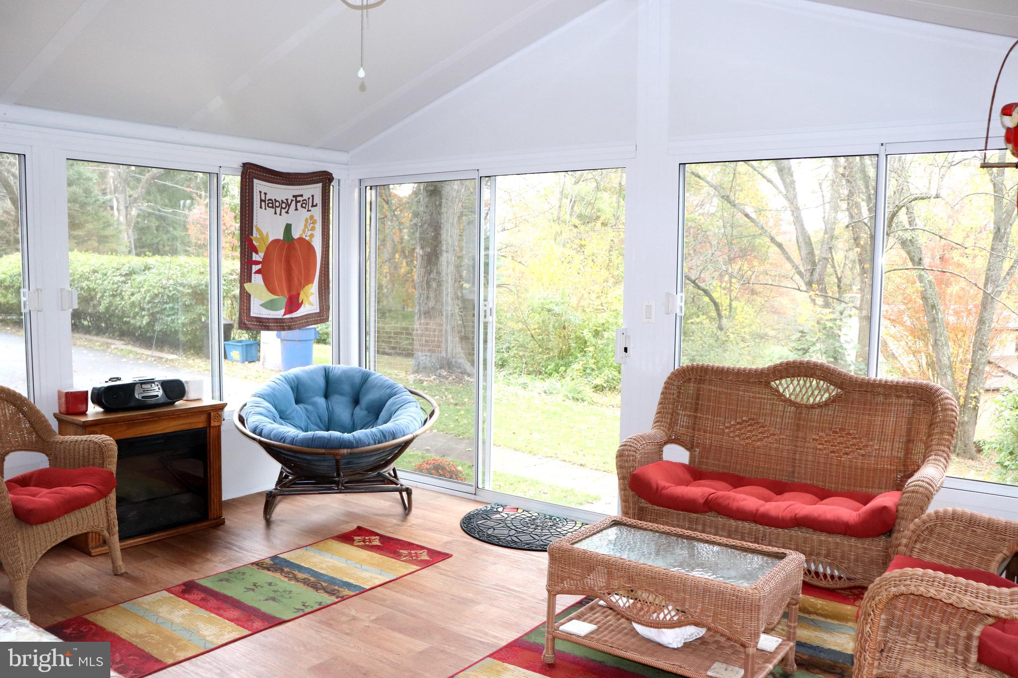 550 Schoolhouse Road Pottstown, PA 19465 - Photo 4 of 46 Gallery Image 4
