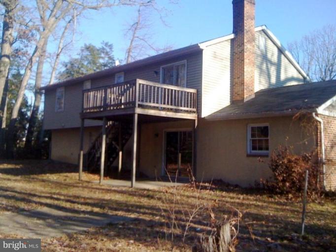 9109 Stuart Lane Clinton, MD 20735 - Photo 10 of 12 Exterior (Rear)