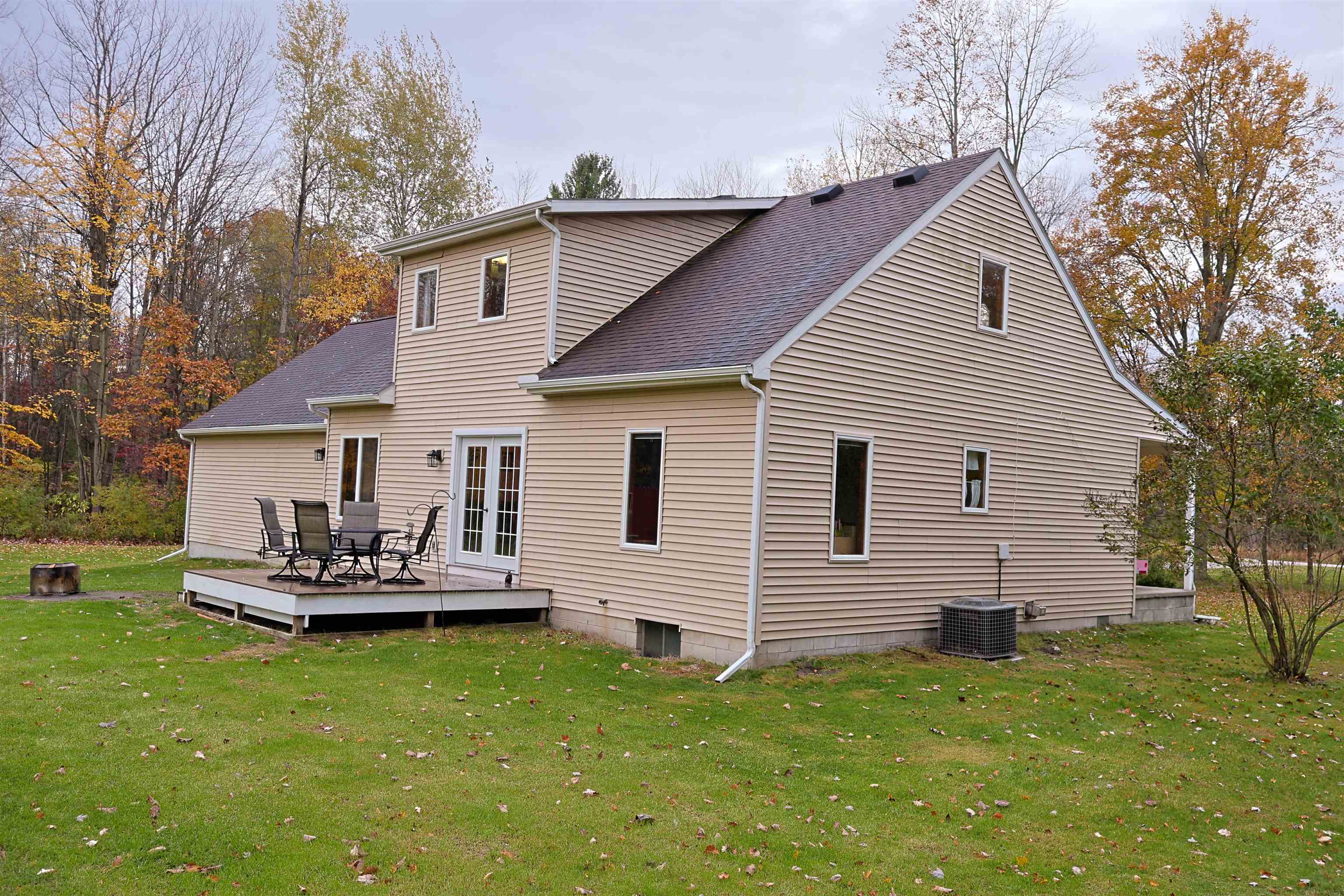 3805 South Chippewa Road Mount Pleasant, MI 48858 - Photo 2 of 30 1939858-263fe383-7fa1-4c7a-b281-04a7181d32a7.JPG
