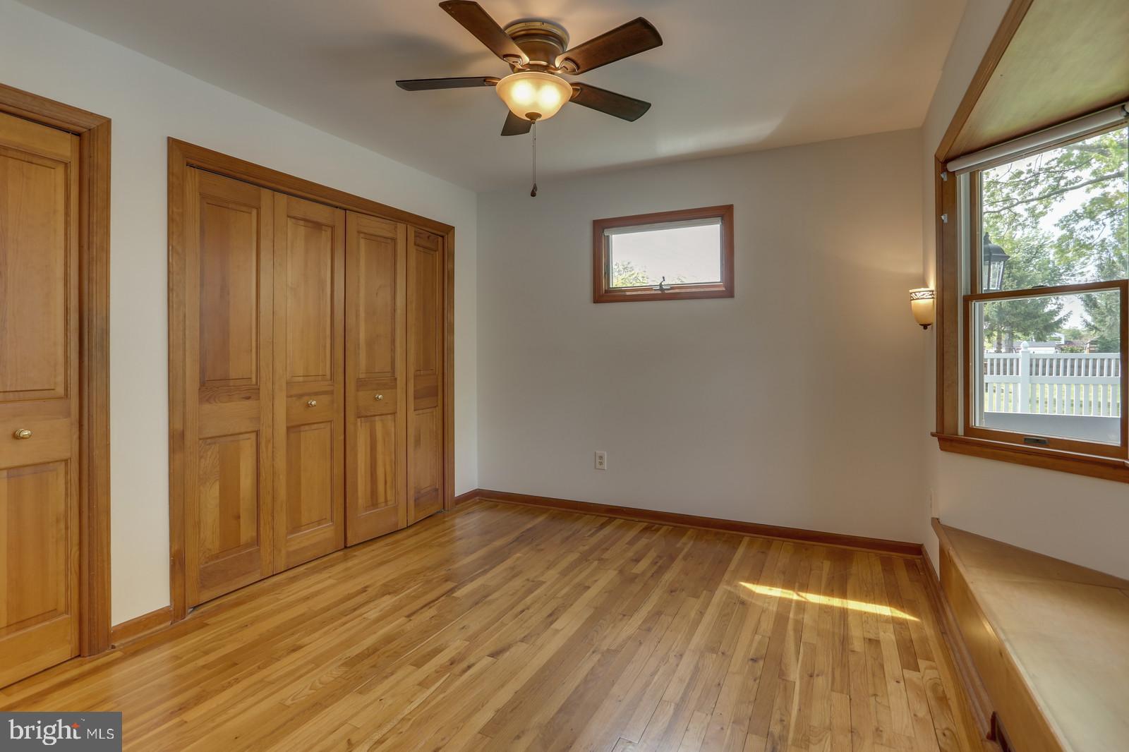 7 Wolfpack Road Trenton, NJ 08619 - Photo 34 of 43 Bedroom 5 (1stFloor) -or- Den/Study/Nursery