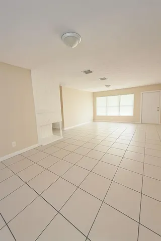 $3,200 | 6721 McClellan Street, Hollywood, FL 33024