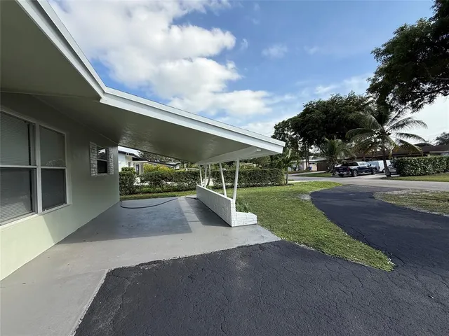 $3,200 | 6721 McClellan Street, Hollywood, FL 33024